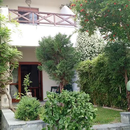 Argonauts Maisonette *